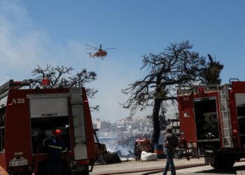 Incendiu în apropiere de Atena