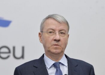 A murit George Ciamba. Ambasadorul României la Atena suferea de cancer