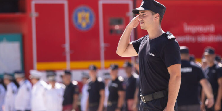 Pompierii români se întorc în Grecia, într-o nouă misiune de sprijinire în lupta cu incendiile