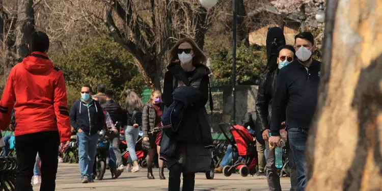 România: Restricții în București de la 00:00: Carantină de noapte pentru nevaccinați. Reguli mai relaxate pentru vaccinați sau trecuți prin boală