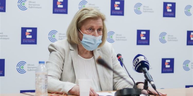 Grecia: Theodoridou – Ce efecte secundare are a treia doză de vaccin