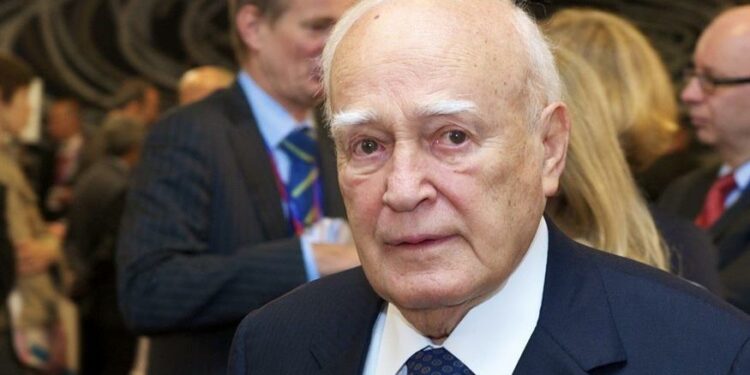 A murit Karolos Papoulias, fost președinte al Greciei, la vârsta de 92 de ani