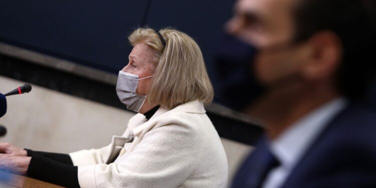 Grecia: Vaccinare – Două doze la copii – A treia doză luată în considerare pentru 16-18 ani