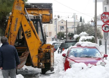 Grecia: Zăpada „paralizează” Attica pentru a 4-a zi: Haos în cartiere, străzi – Furia locuitorilor (FOTO)