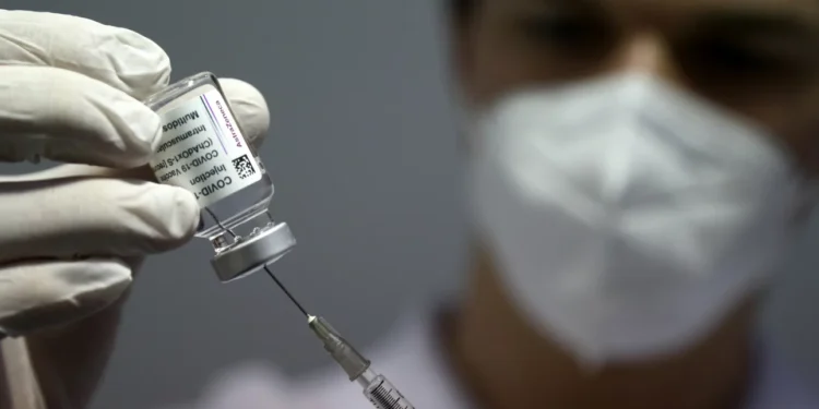 Coronavirus – Profesorul Johns Hopkins: Una sau două doze pe an cel mai probabil pentru următorii 5 ani