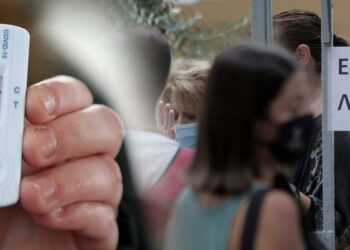 Școli: Gata cu certificate și teste pentru elevi – Ce se va întâmpla cu măștile