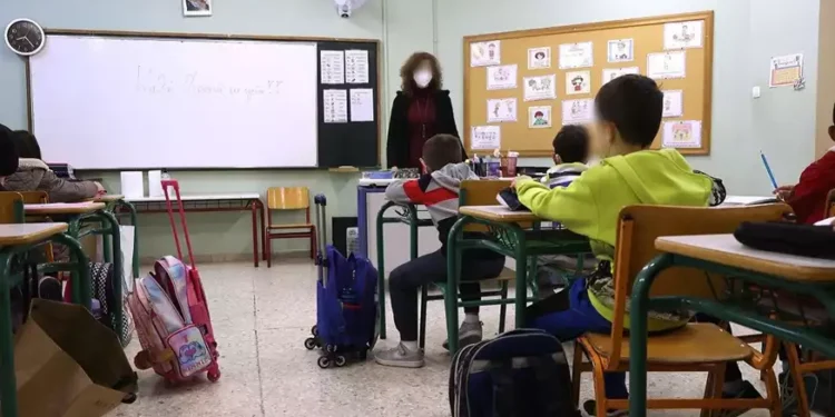 ΔΕΗ și alți furnizori „amenință” școlile cu pene de curent – Cu câteva zile înainte de examene