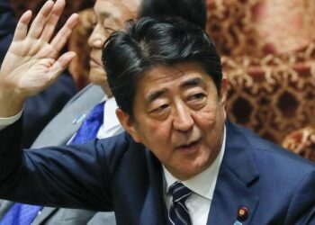 Fostul premier japonez Shinzo Abe a fost asasinat în timp ce ținea un discurs electoral (VIDEO)
