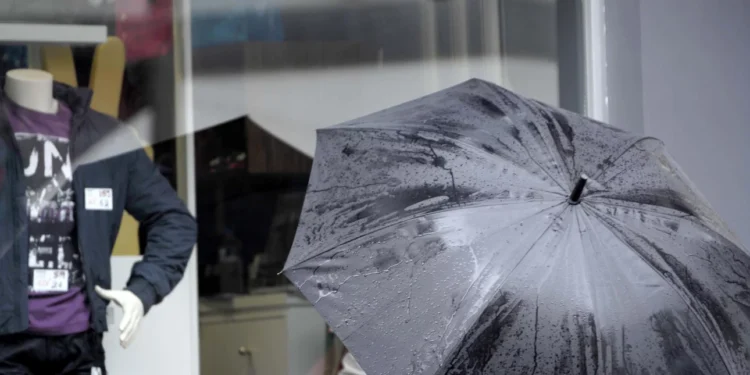 Grecia: Vremea rea a creat probleme pe multe drumuri din Attica – Cum va evolua fenomenul