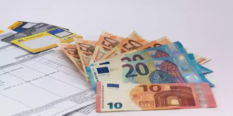Grecia: Indemnizație sezonieră: Cererile pentru ajutor de până la 1.114 euro încep astăzi la KEP