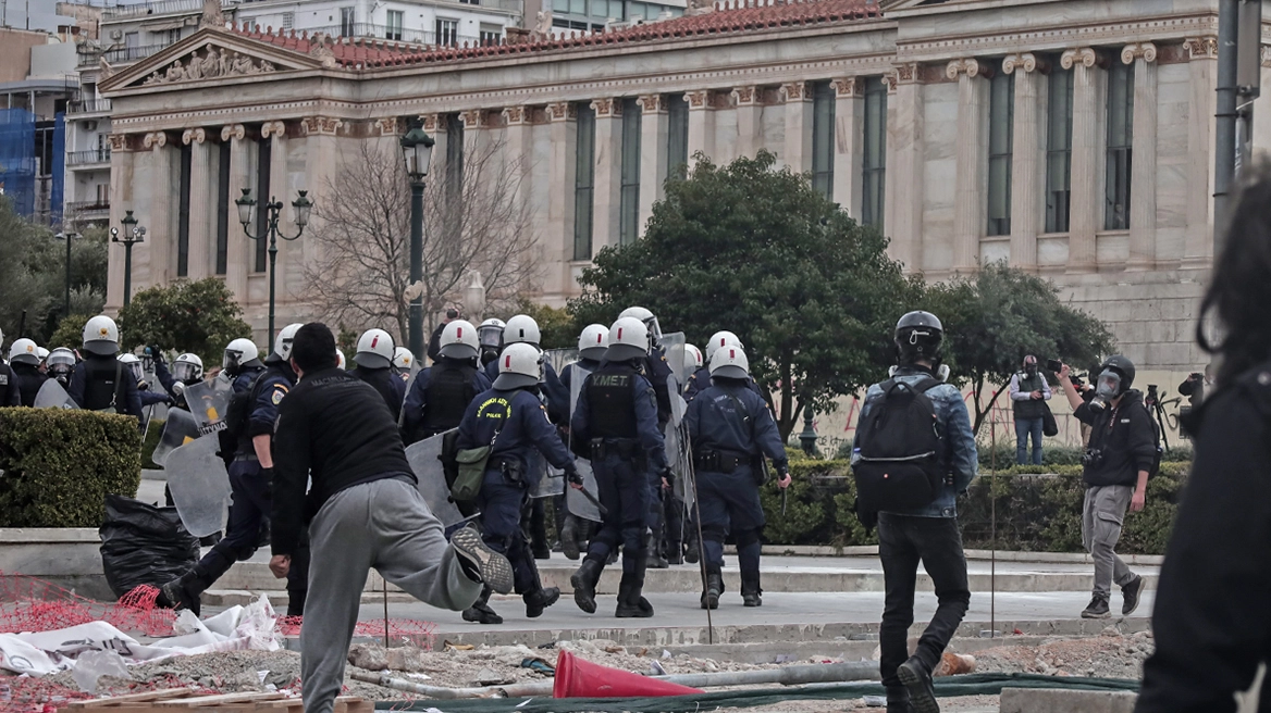 Revolte în centrul Atenei