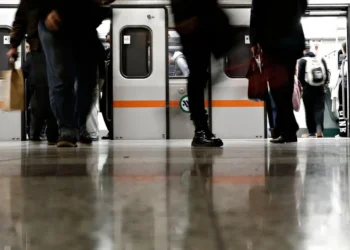 Atena: Cum vor circula Transportul în Comun astăzi de Anul Nou – Program detaliat al traseelor