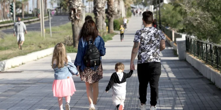 Indemnizația de naștere crește