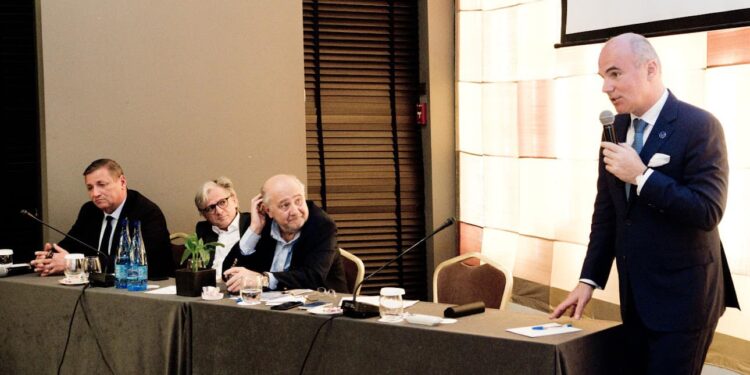 Întâlnirea Demnitarilor Români la Atena: