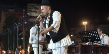 Spectacole Folclorice