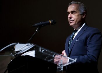 Călin Georgescu și lupta pentru schimbare: o șansă pentru România?