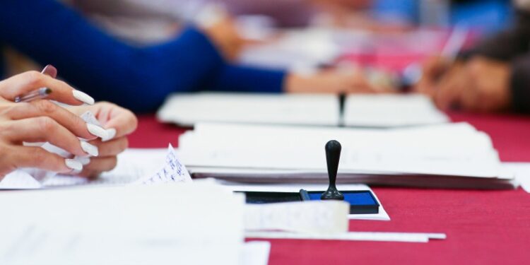 Informații importante pentru cetățenii români care votează în Grecia la Alegerile Parlamentare