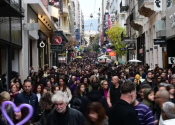 Magazinele deschise astăzi (22 decembrie): Programul de funcționare duminical și recomandări pentru cumpărători