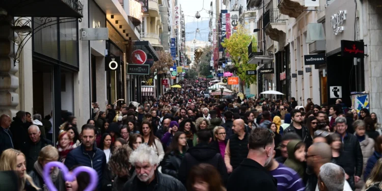 Magazinele deschise astăzi (22 decembrie): Programul de funcționare duminical și recomandări pentru cumpărători