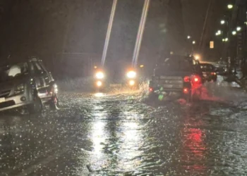 Furtună și inundații în Agrinio și Preveza: Probleme grave și persoane blocate