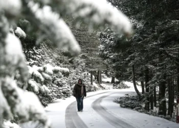 Vreme severă: Un nou val de ninsoare în Grecia de la sfârșitul săptămânii – Munții Attica sub zăpadă
