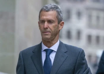 Mandat de arestare emis pentru Beny Steinmetz