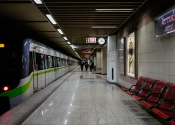 Atena: Greva Transportului Public – Cum Vor Funcționa Metroul, Tramvaiele și Trenurile Urbane Vineri – Orarul Primelor și Ultimelor Curse