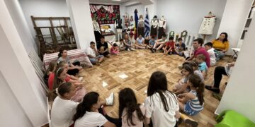 Ziua Internațională a Copilului sărbătorită la Atena prin teatru în limba română (FOTO)