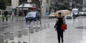 Ploi și furtuni de vineri până luni in grecia