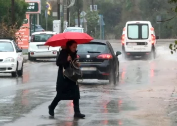 două valuri de vreme rea
